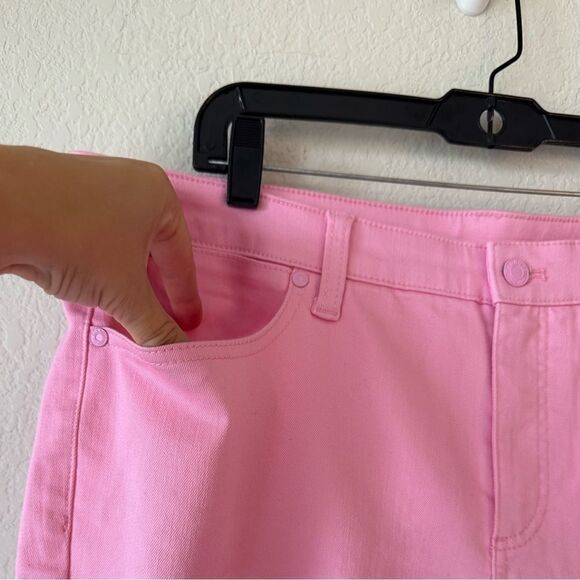 Talbots Women’s Flawless Slim Ankle Pink Jeans Sz 16W Barbiecore Stretch Crop - Picture 2 of 6